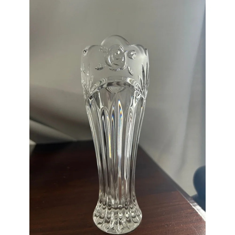 Vintage Oneida Frosted Rose Crystal Bud Vase Scalloped Clear Glass Trumpet